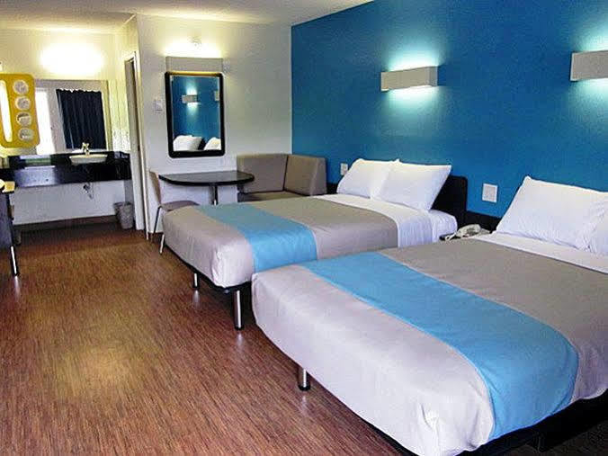 Motel 6-Overland Park, Ks Εξωτερικό φωτογραφία