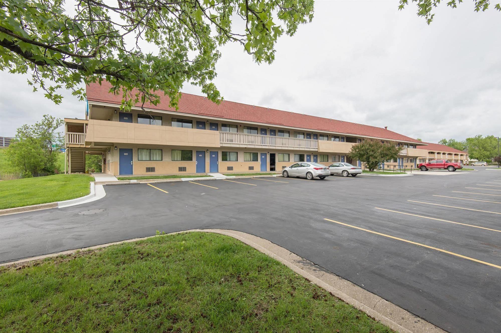 Motel 6-Overland Park, Ks Εξωτερικό φωτογραφία