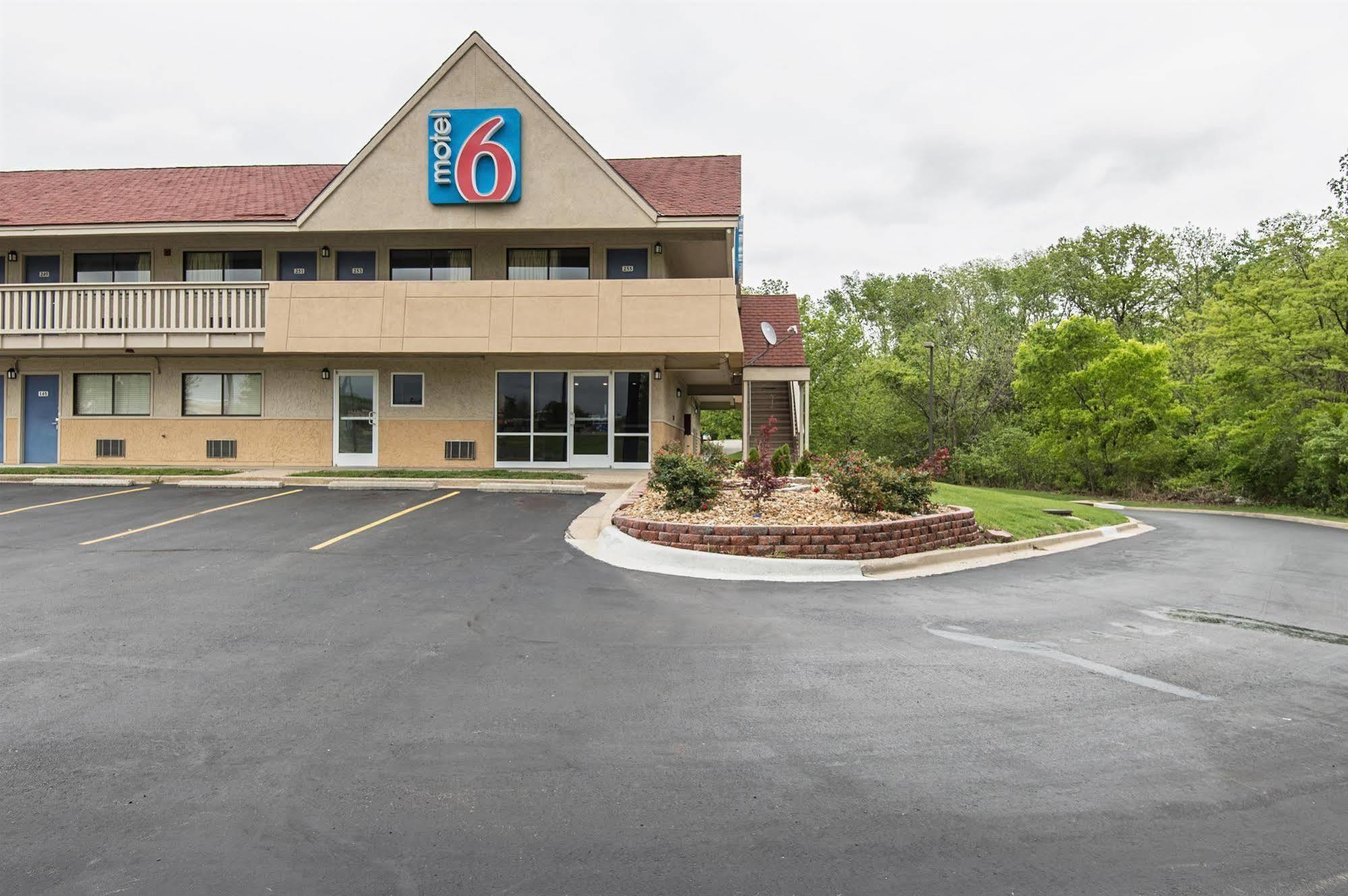 Motel 6-Overland Park, Ks Εξωτερικό φωτογραφία